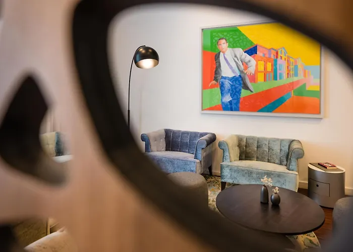 Art Hotel 4*