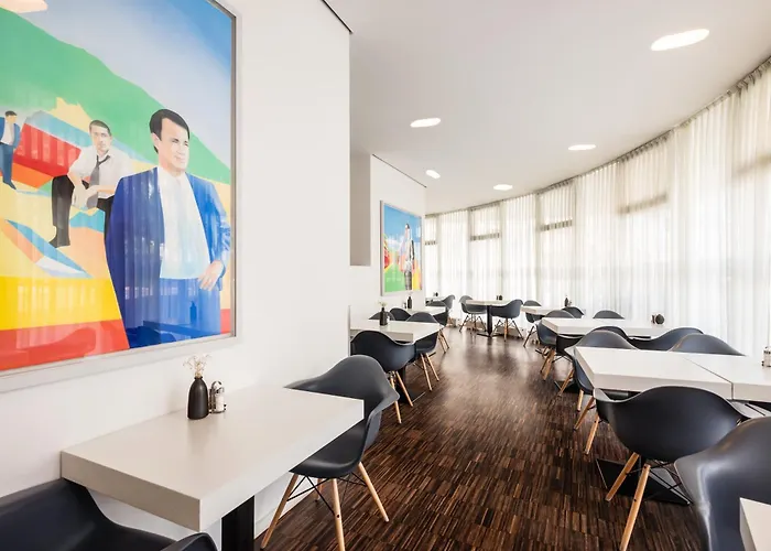 Hotel Art 4*