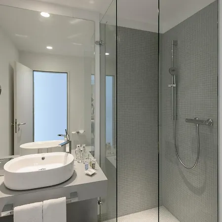 Art Hotel 4*