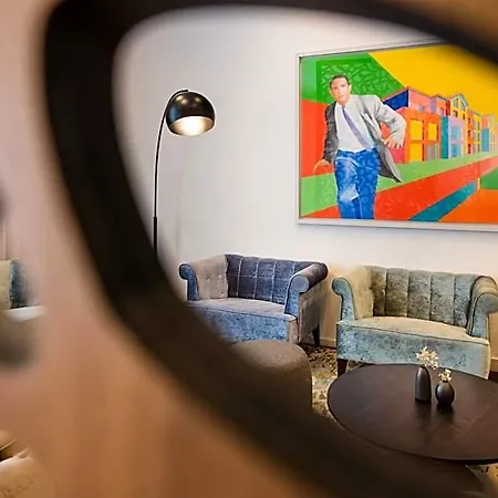 호텔 Art